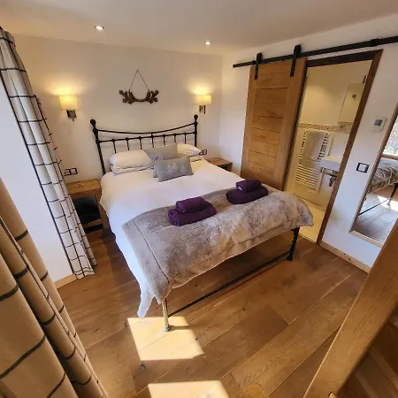 Alpine Hideaway For 2, Stunning Views, Near Morzine Holiday home *