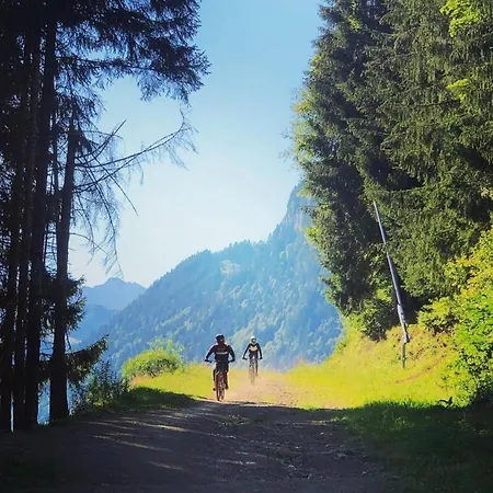 Couples Gem - Sensational Views Nr Morzine La Cote d'Arbroz