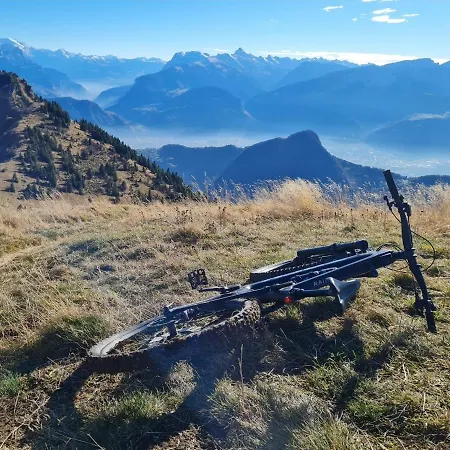 Alpine Hideaway For 2, Stunning Views, Near Morzine Prázdninový dům