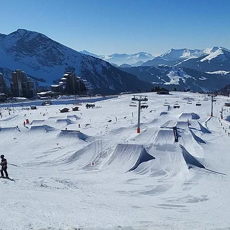 Ferienhaus Couples Gem - Sensational Views Nr Morzine