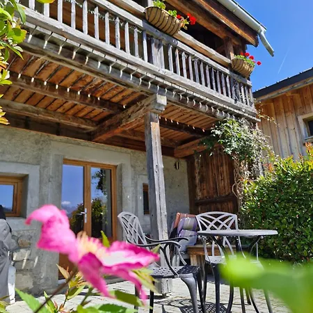 Alpine Hideaway For 2, Stunning Views, Near Morzine Prázdninový dům