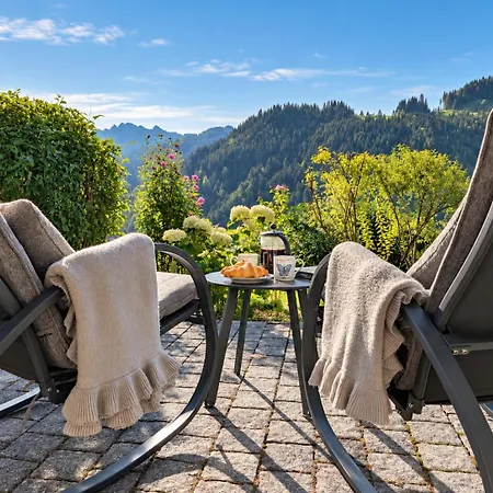 Alpine Hideaway For 2, Stunning Views, Near Morzine La Cote d'Arbroz