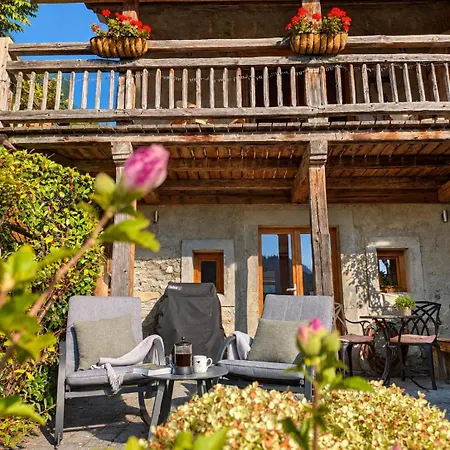 Alpine Hideaway For 2, Stunning Views, Near Morzine Prázdninový dům